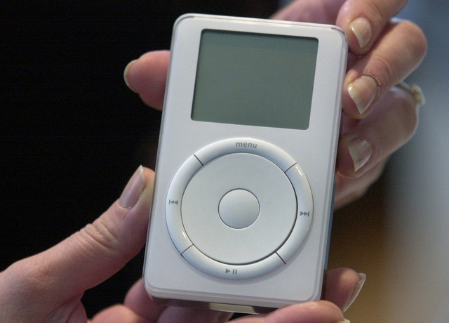 Apple từng thử nghiệm giao diện bánh xe điều khiển của iPod trên iPhone