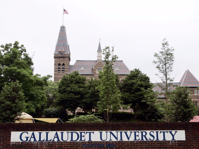  Đại học Gallaudet, Washington muốn xóa bỏ mọi rào cản với người khiếm thính 