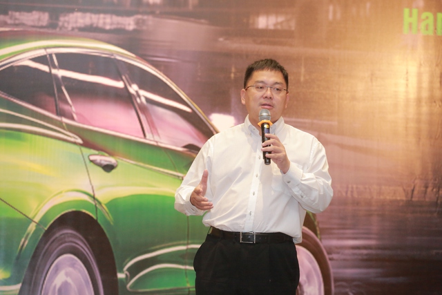  Chủ tịch FPT Software Hoàng Nam Tiến chia sẻ tại sự kiện 