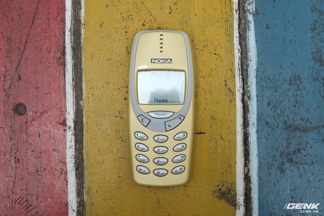  Và chỉ sau chưa đầy 2 phút, chiếc Nokia 3310 đã mang một diện mạo hoàn toàn mới 