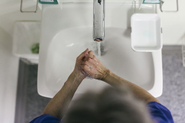  Những siêu vi khuẩn chết người thoát ra từ đường ống chậu rửa tay 