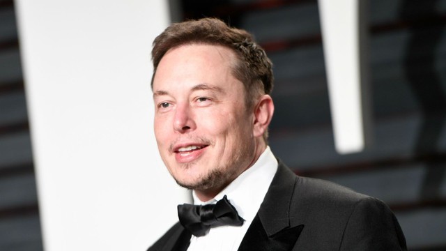  Elon Musk, CEO của SpaceX và Tesla, và sớm là CEO của Neuralink 