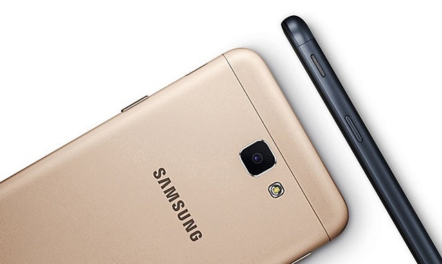 Samsung đang tỏ rõ quyết tâm chinh phục tầm trung bằng cách... giữ giá bán trung bình thật thấp.