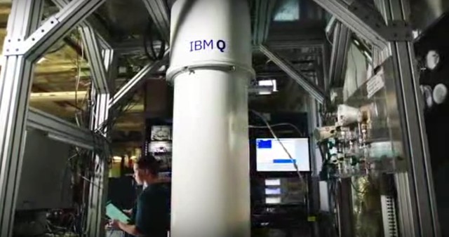  IBM Q là sản phẩm thương mại của công ty. 