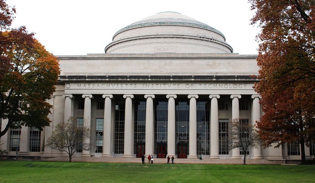  Viện Công nghệ Massachusetts. 