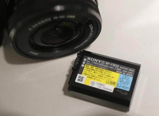  Murata Manufacturing Company đã từng cung cấp những viên pin Made in Japan cho Sony. 