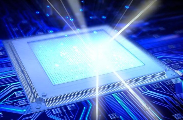  Chip quang tử sẽ phá vỡ định luật Moore, số bóng bán dẫn không cần tăng thêm, kích thước không cần thu nhỏ, nhưng tốc độ và hiệu năng có thể vượt xa 15 năm công nghệ. 
