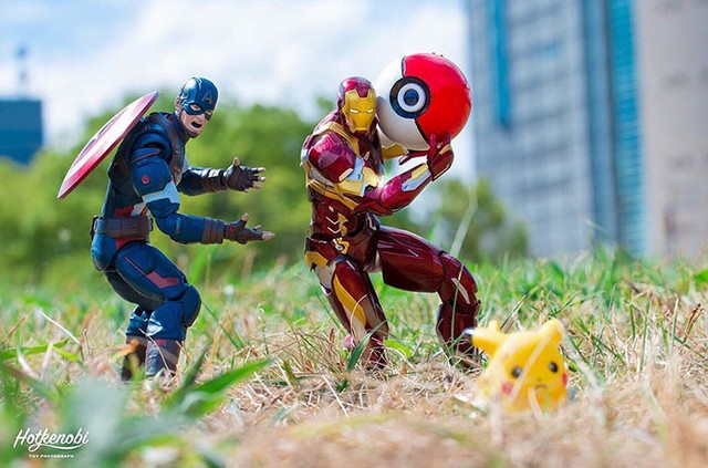  Captain America và Iron Man cũng có những lúc rủ nhau đi bắt Pokemon như thế này 