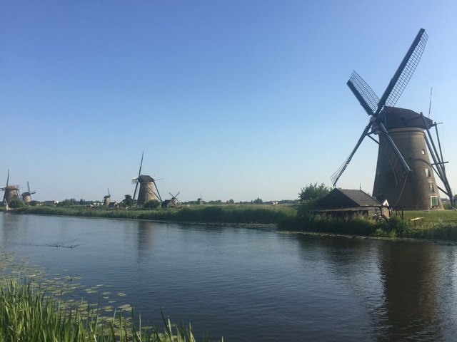  Di sản được UNESCO công nhận: những cối xay gió tại Kinderdijk. 