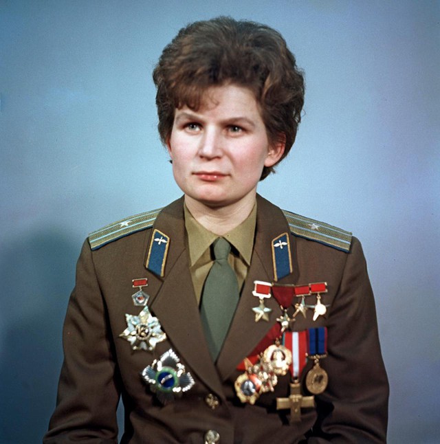 Valentina Tereshkova được phong Thiếu tá trong Không lực Xô-viết năm 1969.