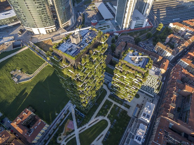  Tòa tháp cây xanh này tương tự như 2 tòa nhà mà công ty Stefano Boeri Architetti đã thiết kế ở Milan, với chiều cao tương ứng 360 và 250 feet. 