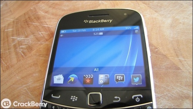 Rò rỉ BlackBerry Curve 9720 chạy BlackBerry OS 7.1