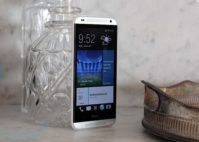 Trải nghiệm nhanh HTC Zara: “Con lai” của One và Desire
