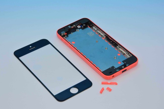 “Soi” chi tiết các phần linh kiện của iPhone 5S và 5C