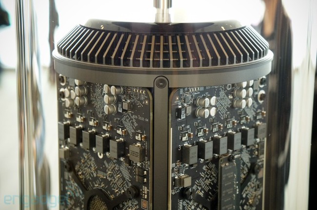 Mac Pro 2013 làm bạn liên tưởng tới thứ gì?