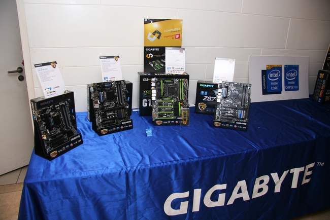 Gigabyte ra bắt bo mạch chủ Series 8 sử dụng chipset Intel