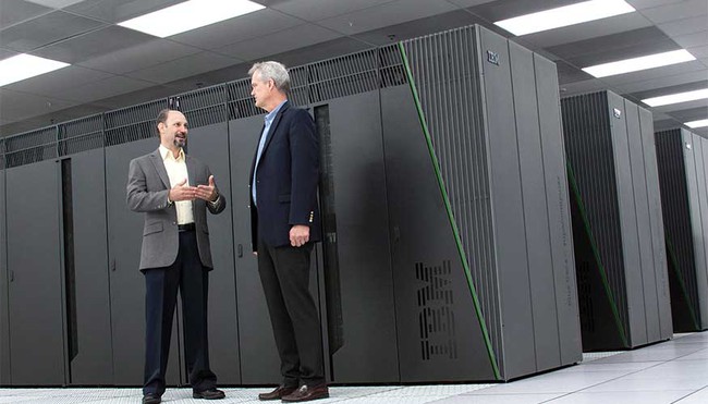  Siêu máy tính Vulcan của phòng thí nghiệm quốc gia Lawrence Livermore. Cỗ máy cho sức mạnh 4,3 petaflop này được lắp đặt dựa trên các công nghệ của IBM Blue Gene/Q và có 393.216 nhân xử lý. Nó được dùng cho việc nghiên cứu của cơ quan chính phủ cũng như các trường đại học lẫn các dự án hợp tác. 