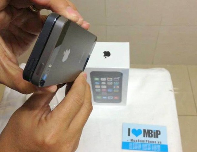 Đã có người Việt mua được iPhone 5S