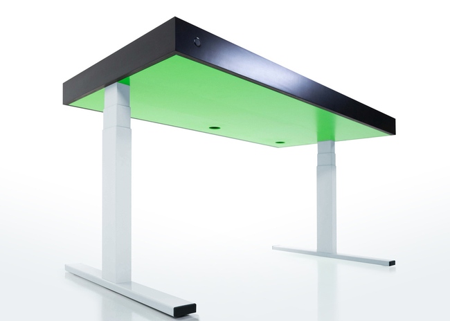 Kinetic Desk: Chiếc bàn đứng thông minh 
