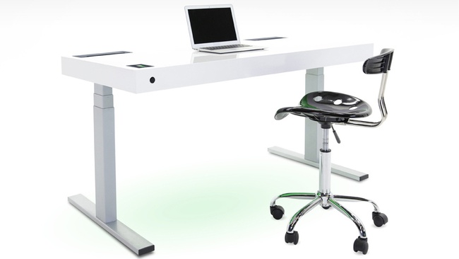 Kinetic Desk: Chiếc bàn đứng thông minh 