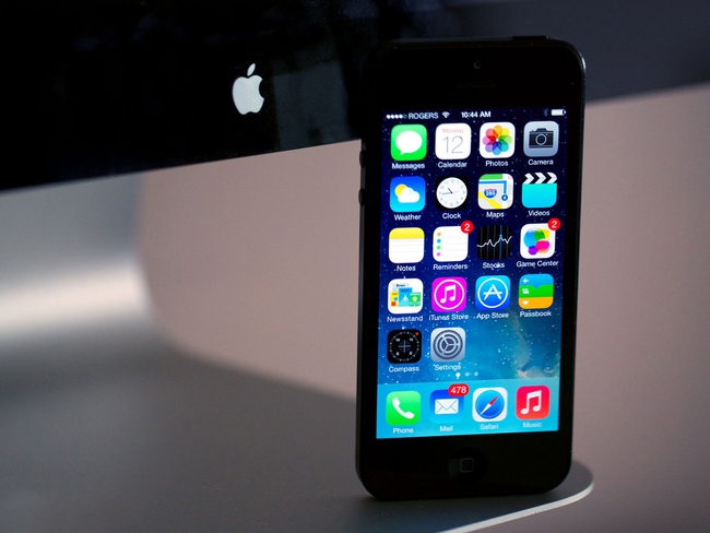 iOS 7: C&agrave;i đặt ứng dụng "lậu" ngay tr&ecirc;n iPhone/iPad kh&ocirc;ng cần jailbreak