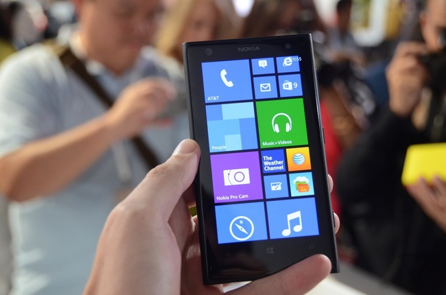 Loạt hình ảnh thực tế về Nokia Lumia 1020