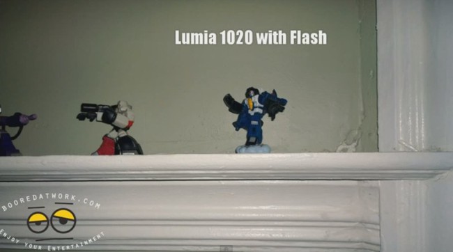  Ảnh chụp thiếu sáng của Lumia 1020, có đèn flash.