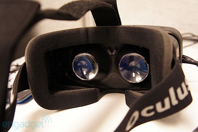Chơi game như thật bằng kính Oculus Rift HD