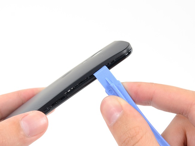 “Mổ bụng” Moto X: Linh kiện cao cấp, bố trí hợp lý