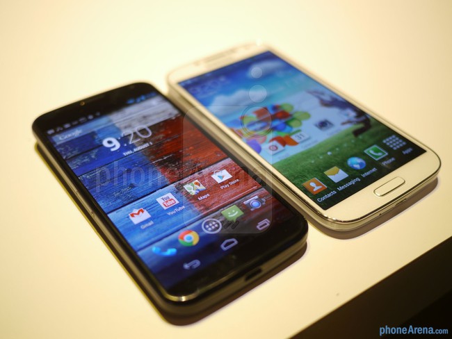 Moto X đã đủ tầm vượt qua cái bóng của Galaxy S4 ?