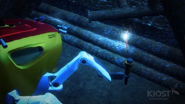 Robot thám hiểm xác tàu đắm có hình dạng giống con cua