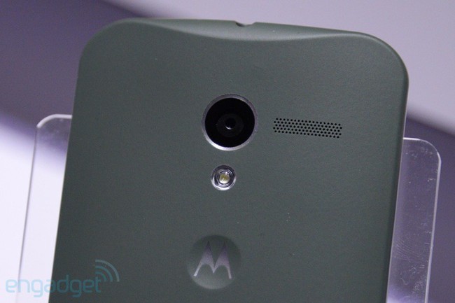 Ảnh và video thực tế điện thoại Moto X nhiều màu sắc và chất liệu vỏ
