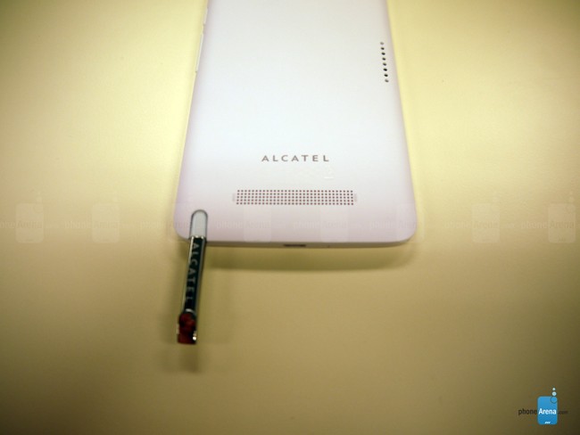 Alcatel One Touch Hero: Phablet 6 inch trang bị 'tận răng'