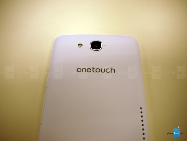 Alcatel One Touch Hero: Phablet 6 inch trang bị 'tận răng'