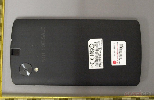 Nexus 5 sở hữu pin khủng 3.000 mAh thay vì 2.300 mAh?