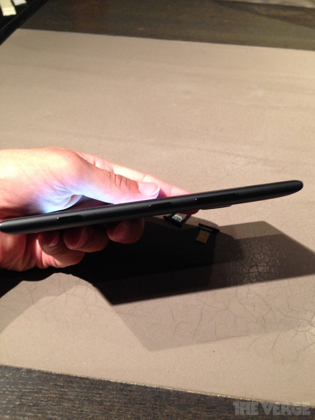 
	Các phím bấm cứng.