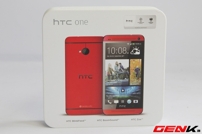  Hộp đựng HTC One màu đỏ.
