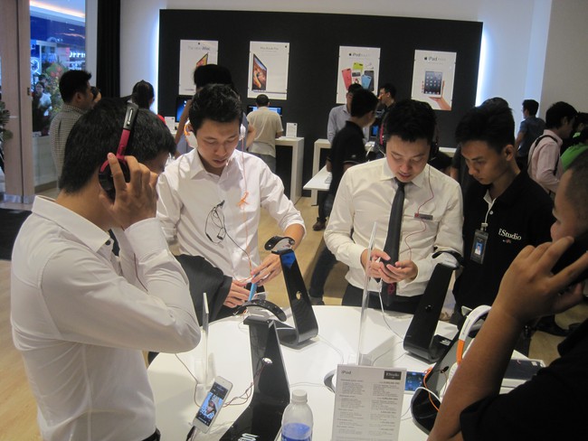 Thêm một cửa hàng Apple nữa được khai trương tại Hà Nội