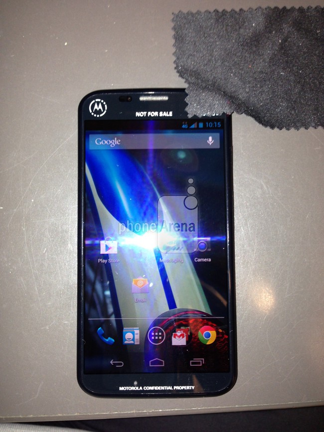 Xuất hiện hình ảnh thực tế biến thể của Moto X chạy Android 4.2.2