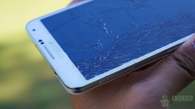 Thử nghiệm thả rơi: Galaxy Note 3 bền tới đâu?