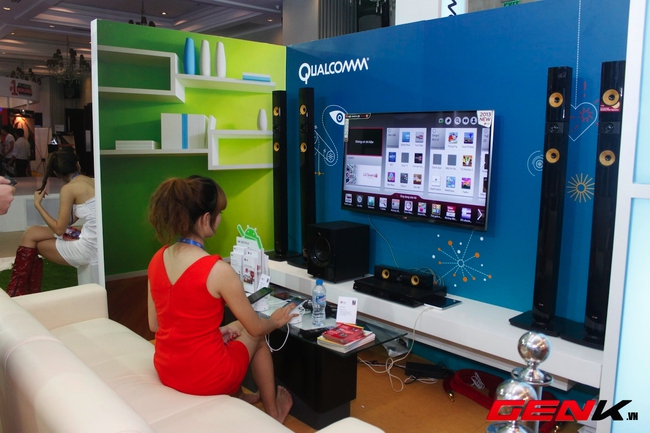 Ghé thăm gian hàng Qualcomm tại triển lãm VCW 2013