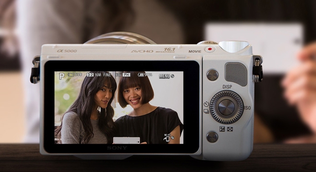 Sony sẽ bỏ thương hiệu NEX, chuẩn bị ra mắt mirrorless Full-frame?