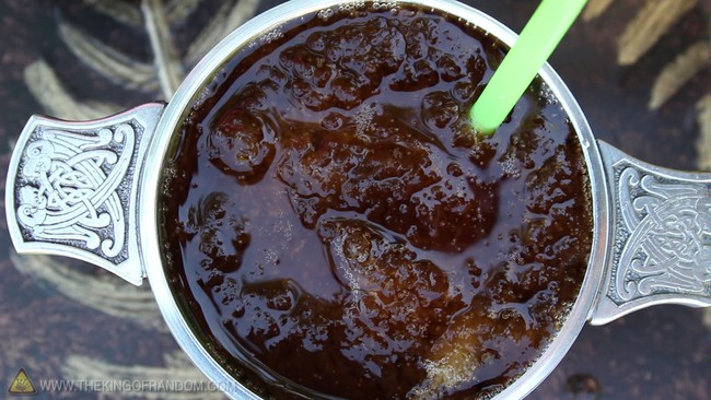 Cách chế tạo "món ăn" độc đáo từ nước Coca Cola