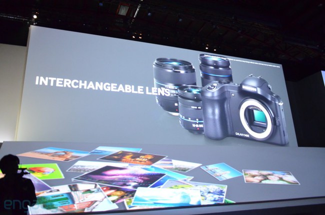 Samsung giới thiệu Galaxy NX, máy ảnh không gương lật chạy Android
