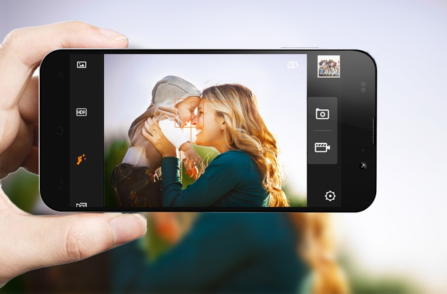 Revo LEAD là smartphone sở hữu bộ đôi camera siêu “khủng”.
