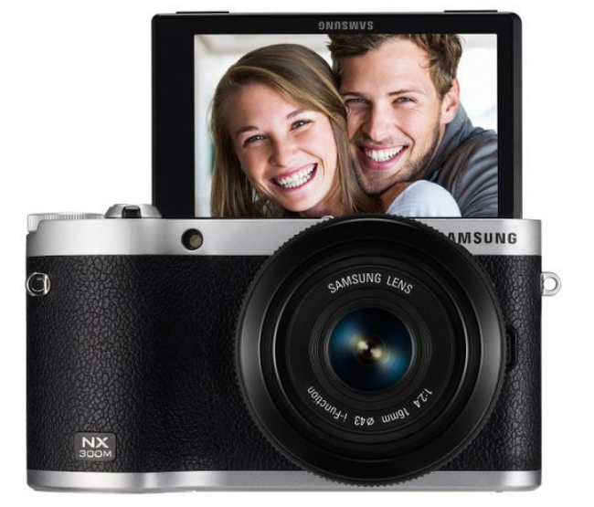 Samsung làm mới máy ảnh NX300 bằng phiên bản NX300M với màn hình lật 180 độ
