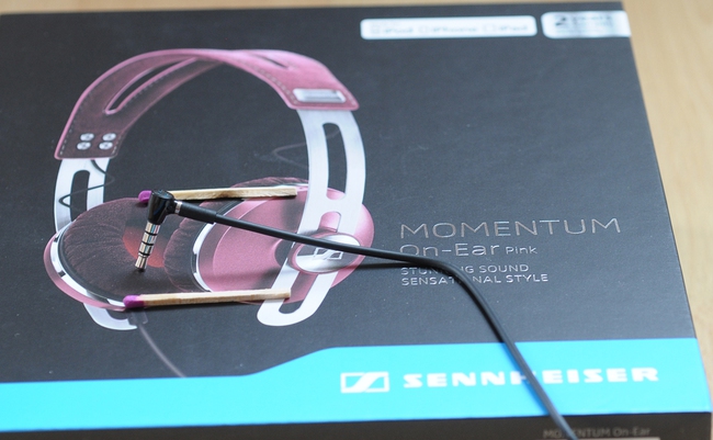 Mở hộp tai nghe SENNHEISER Momentum On Ear