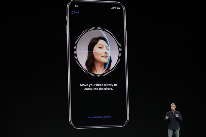  Công nghệ Face ID đang đẩy Apple vào tình cảnh cầu nhiều hơn cung. 