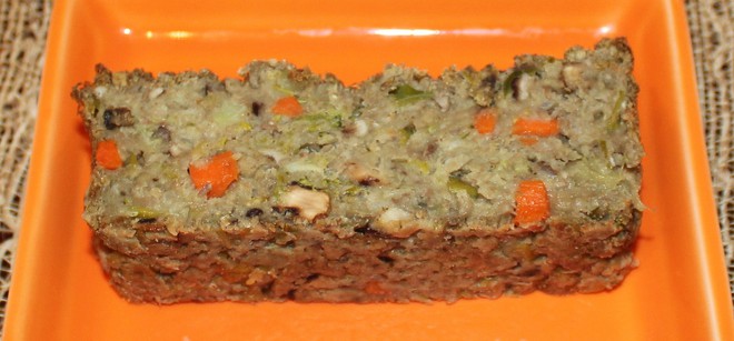  Nutraloaf - cục thức ăn được cho là thứ đồ ăn tệ nhất trong tù tại Mỹ. 