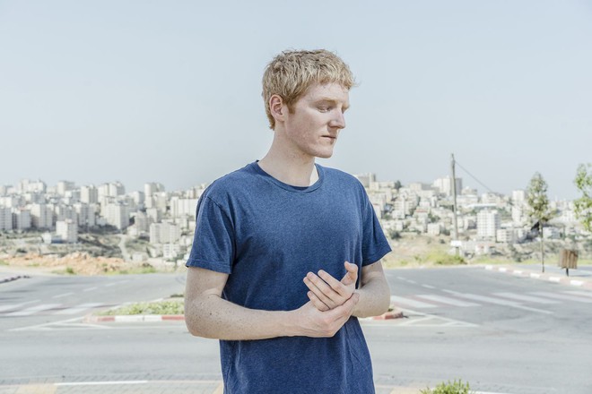 
Patrick ở Ramalla trong chuyến đi đến Israel và Palestine.
